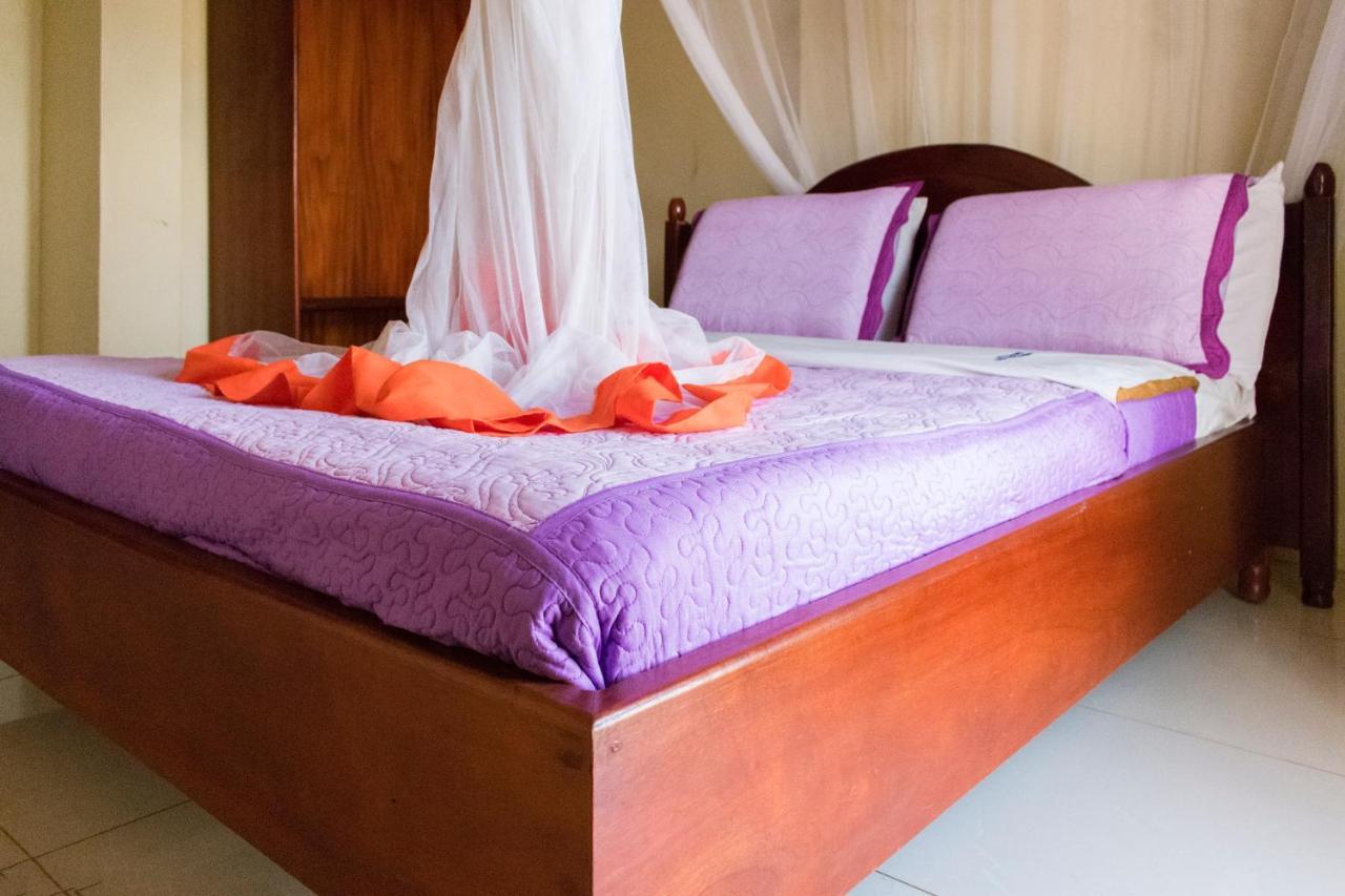 Kahondo Buffalo Hotel Kampala Makerere Экстерьер фото