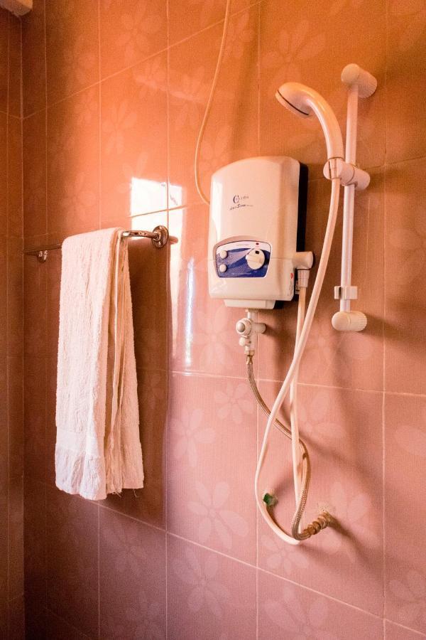 Kahondo Buffalo Hotel Kampala Makerere Экстерьер фото